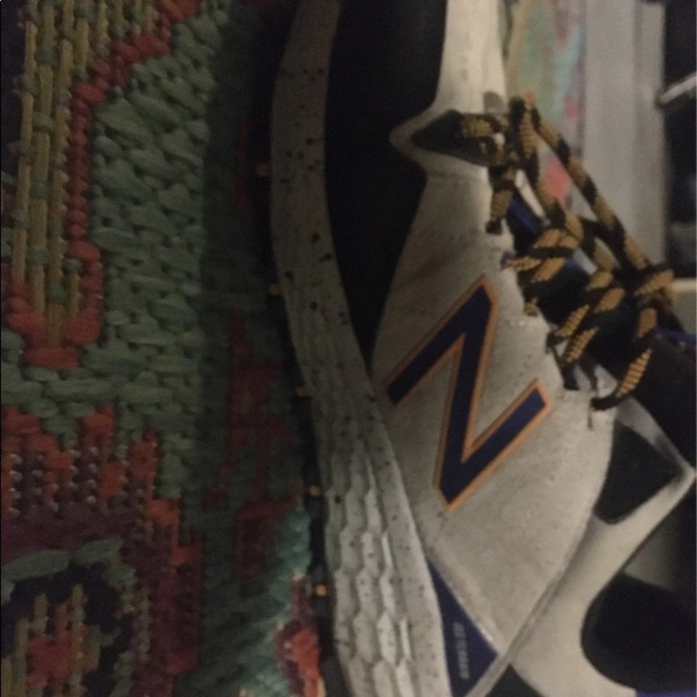 New balances running shoes water proof all terrain